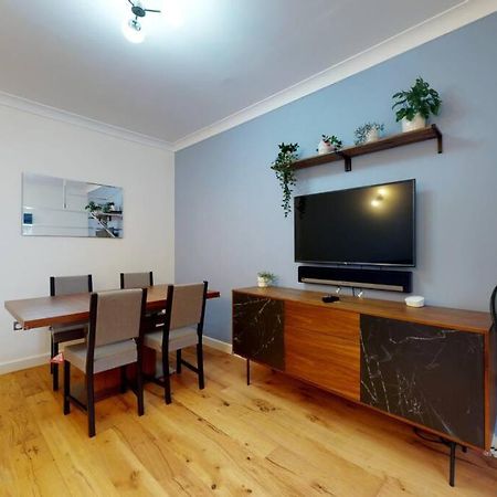 Lovely 2-Bedroom Flat Near Highgate Londra Dış mekan fotoğraf